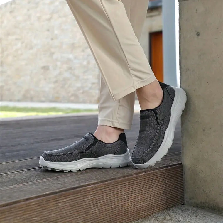 Classic Slip-on - Comfort Orthopaedic Walking Shoe Black · view 08