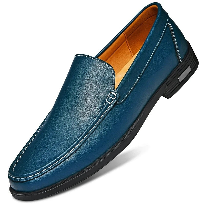 sapato-mocassim-de-couro-salto-azul